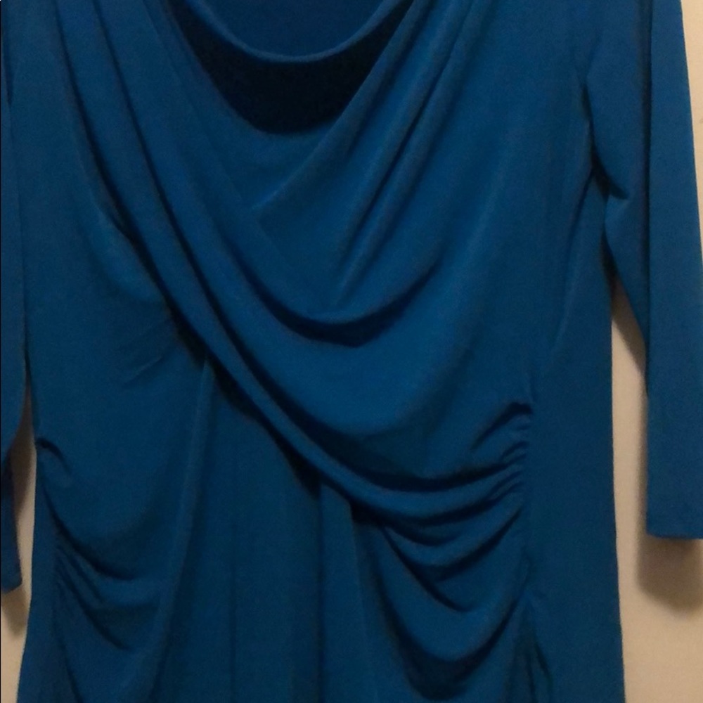 Blouse - Picture 2 of 4